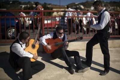 GuitarFlamenco GuitarFlamenco